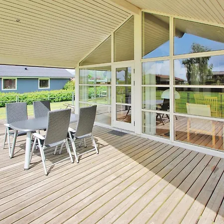 Stunning In Haderslev With Kitchen Holiday home *